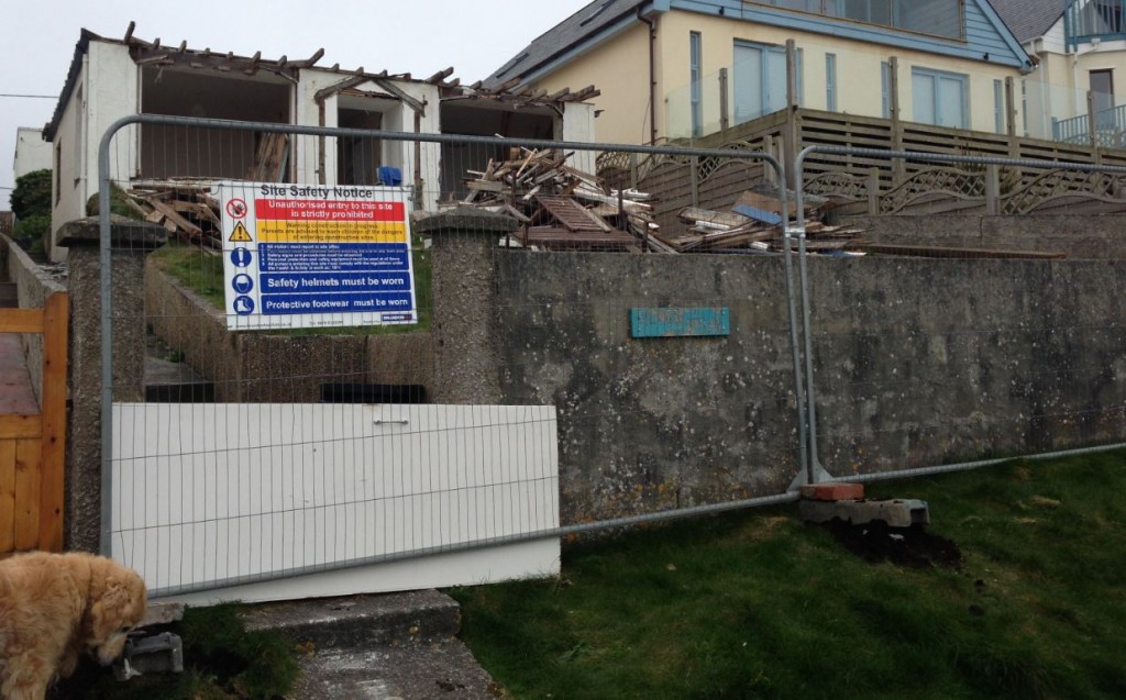 Site safety fencing and notices